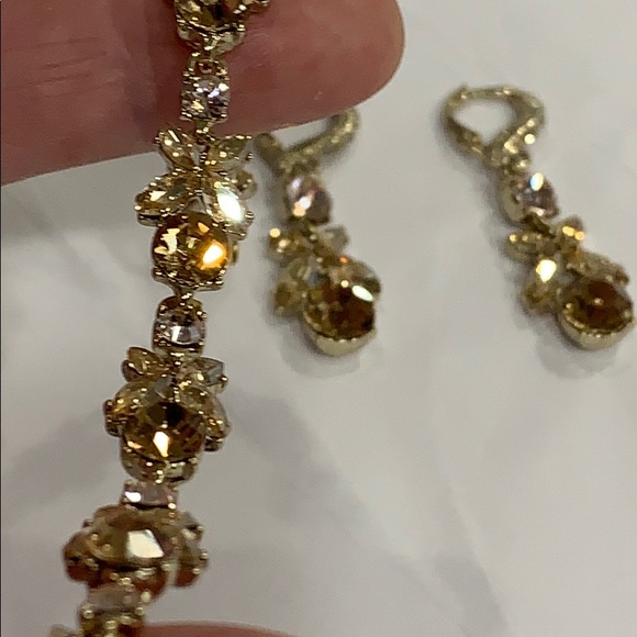 GIVENCHY XO Blush & Gold Stones Goldtone BRACELET & EARRINGS! SPECIAL OCCASION - Picture 4 of 8